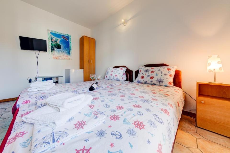 Sunny Grapes Apartments Budva Quarto foto